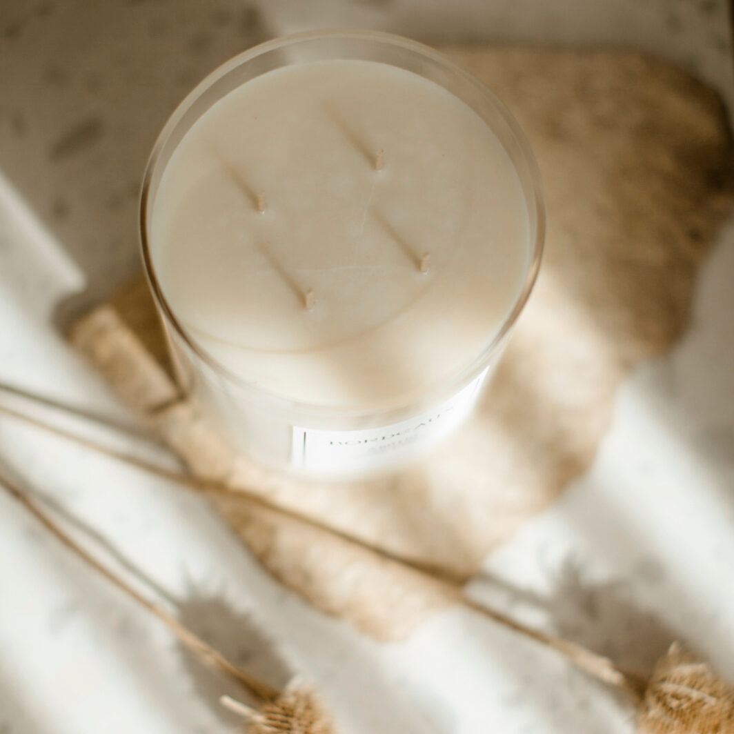 Extra Large Luxury Candle - Image 4