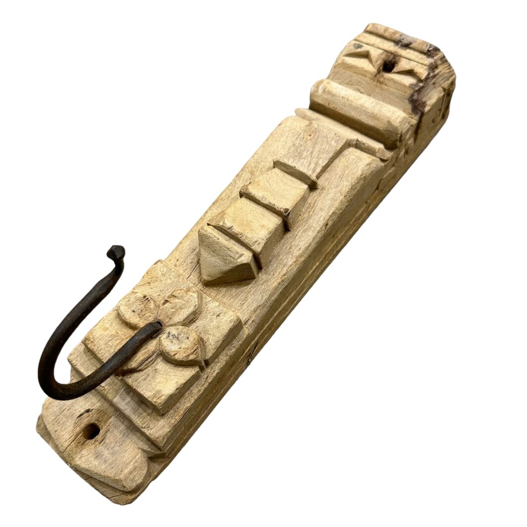 Elongated Timber Indian Wall Hook - Image 3