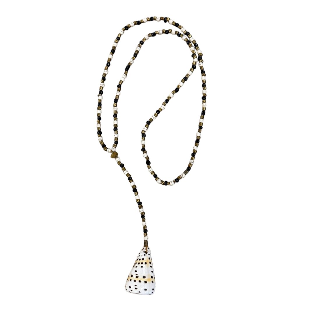 Delicate Beadede shell Necklace - Black & Gold || White & Gold - Image 3