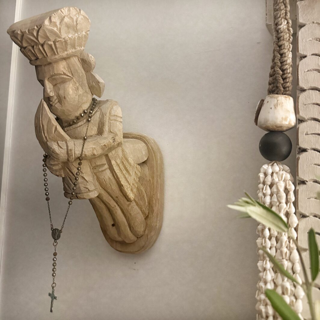 Wall hung chowkidar - Image 4